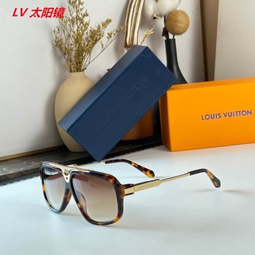 L...V... Sunglasses AAAA 4379