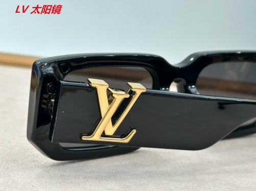 L...V... Sunglasses AAAA 5066