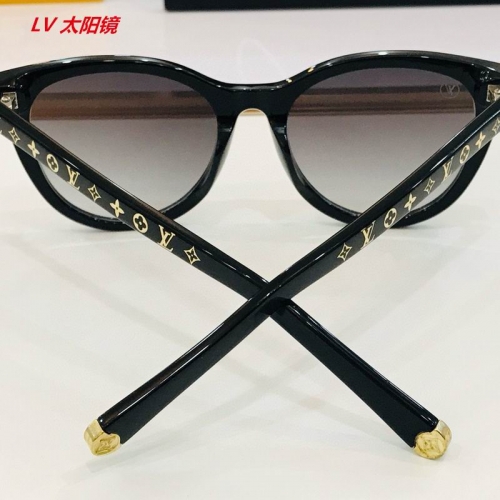 L...V... Sunglasses AAAA 4591