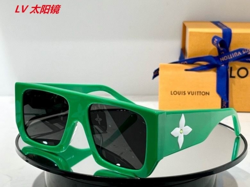 L...V... Sunglasses AAAA 5641