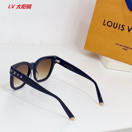 L...V... Sunglasses AAAA 5543