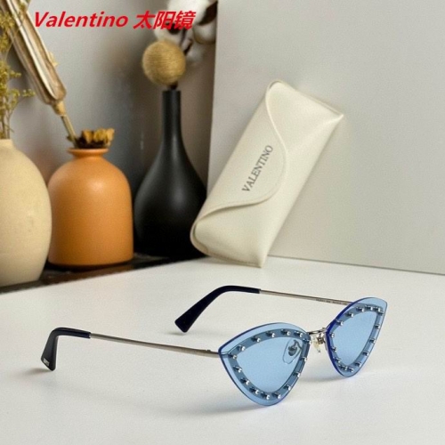 V.a.l.e.n.t.i.n.o. Sunglasses AAAA 4084