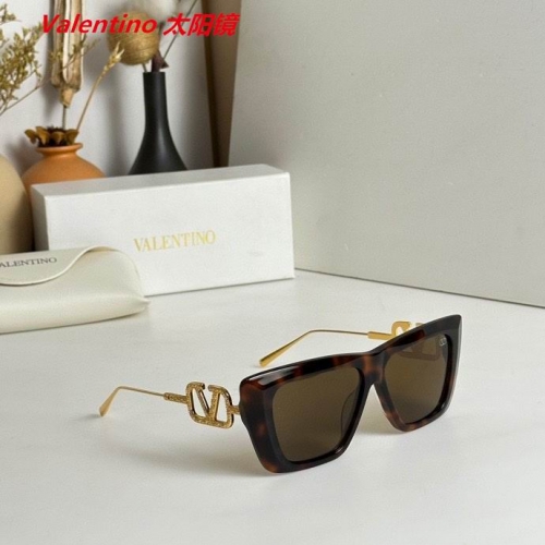 V.a.l.e.n.t.i.n.o. Sunglasses AAAA 4150