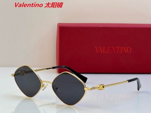 V.a.l.e.n.t.i.n.o. Sunglasses AAAA 4220