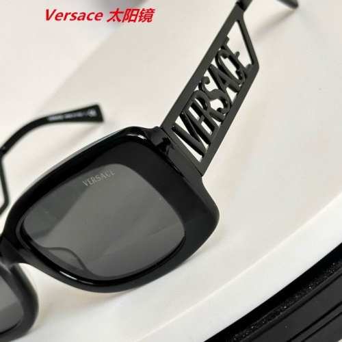 V.e.r.s.a.c.e. Sunglasses AAAA 4526