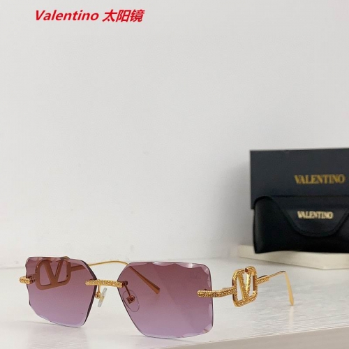 V.a.l.e.n.t.i.n.o. Sunglasses AAAA 4181