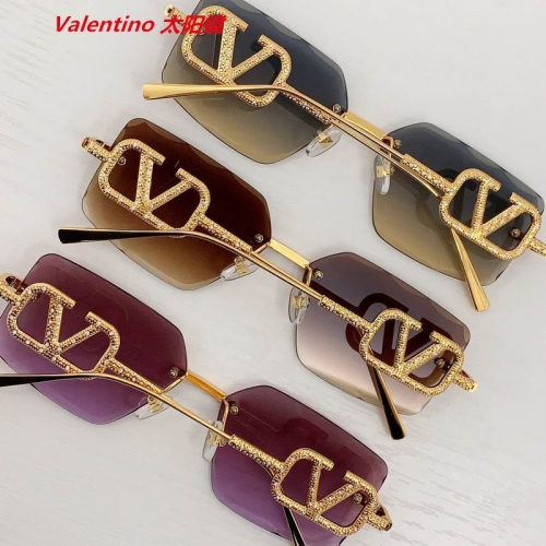 V.a.l.e.n.t.i.n.o. Sunglasses AAAA 4177