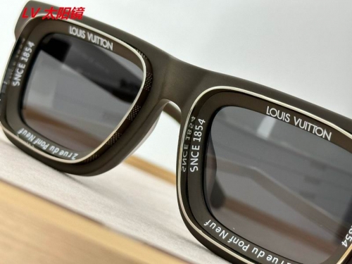 L...V... Sunglasses AAAA 5111