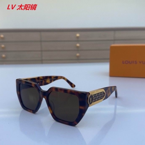 L...V... Sunglasses AAAA 5225