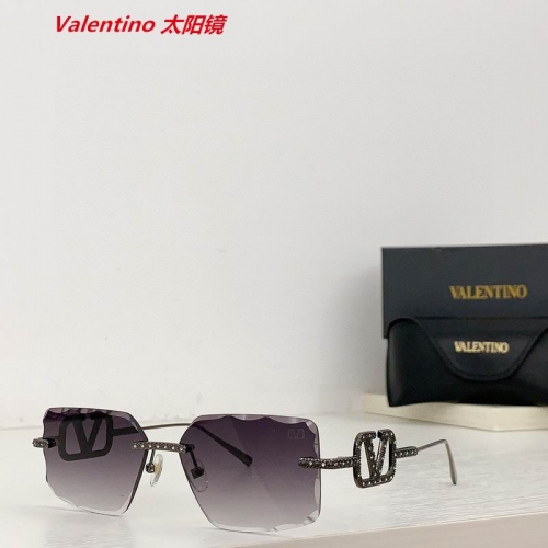 V.a.l.e.n.t.i.n.o. Sunglasses AAAA 4179