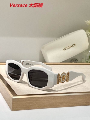 V.e.r.s.a.c.e. Sunglasses AAAA 4477