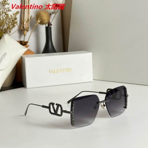 V.a.l.e.n.t.i.n.o. Sunglasses AAAA 4138