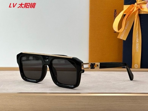 L...V... Sunglasses AAAA 4909