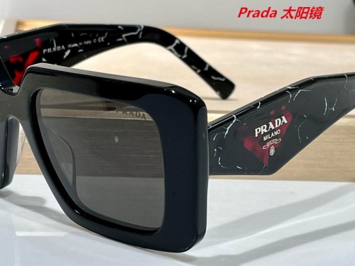 P.r.a.d.a. Sunglasses AAAA 4032