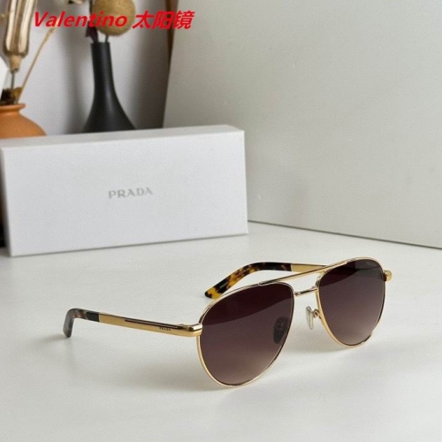 V.a.l.e.n.t.i.n.o. Sunglasses AAAA 4113