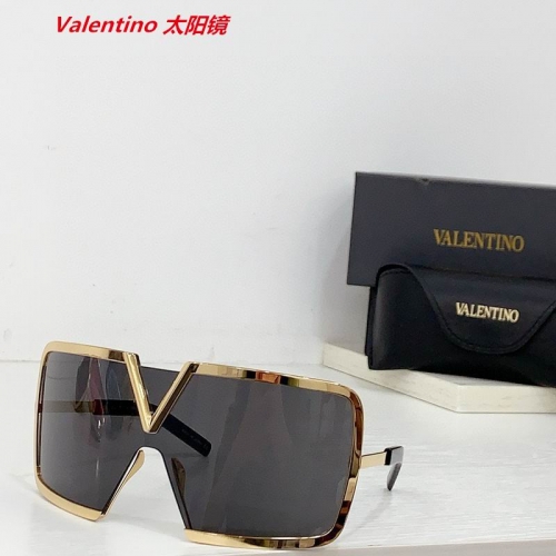 V.a.l.e.n.t.i.n.o. Sunglasses AAAA 4274