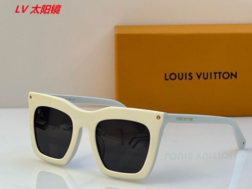 L...V... Sunglasses AAAA 4967