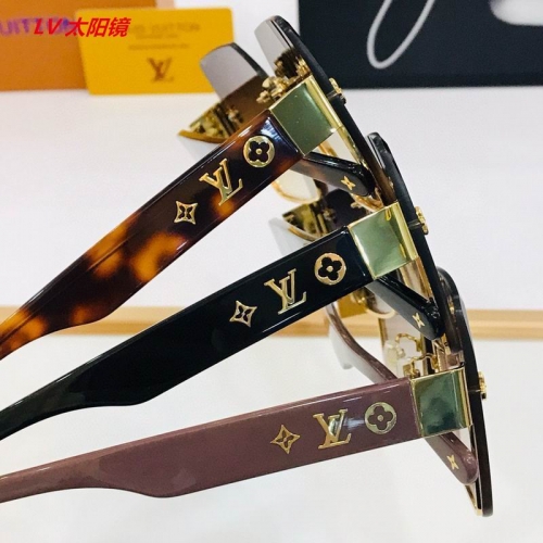 L...V... Sunglasses AAAA 4617