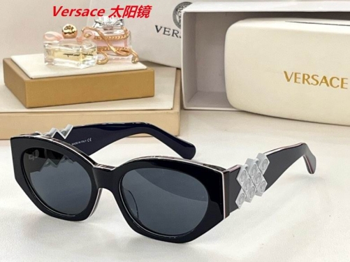 V.e.r.s.a.c.e. Sunglasses AAAA 4070