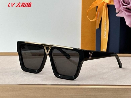 L...V... Sunglasses AAAA 4928