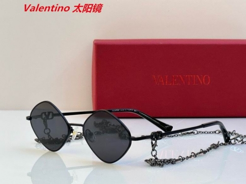 V.a.l.e.n.t.i.n.o. Sunglasses AAAA 4223