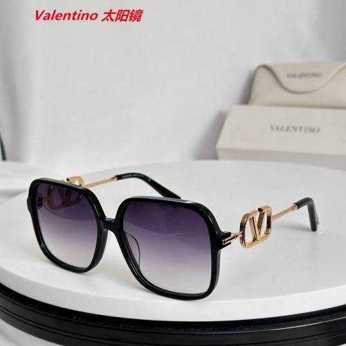 V.a.l.e.n.t.i.n.o. Sunglasses AAAA 4320