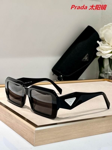 P.r.a.d.a. Sunglasses AAAA 4017