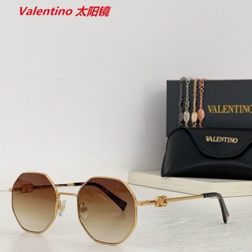 V.a.l.e.n.t.i.n.o. Sunglasses AAAA 4241