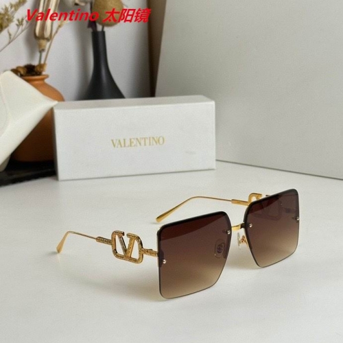 V.a.l.e.n.t.i.n.o. Sunglasses AAAA 4156