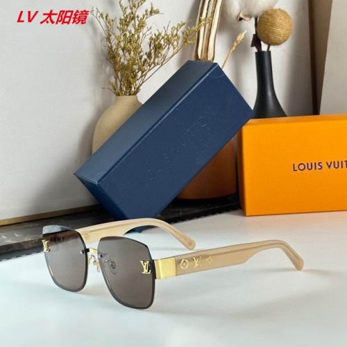 L...V... Sunglasses AAAA 4411