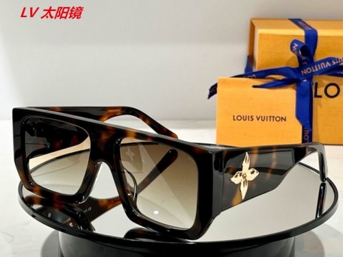 L...V... Sunglasses AAAA 5643