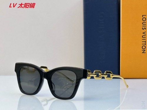 L...V... Sunglasses AAAA 5202