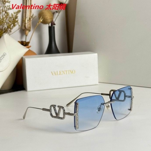 V.a.l.e.n.t.i.n.o. Sunglasses AAAA 4141