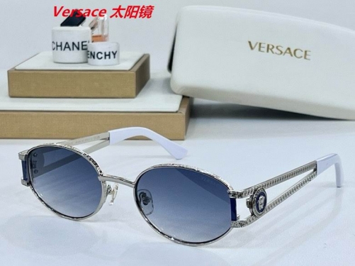 V.e.r.s.a.c.e. Sunglasses AAAA 4017