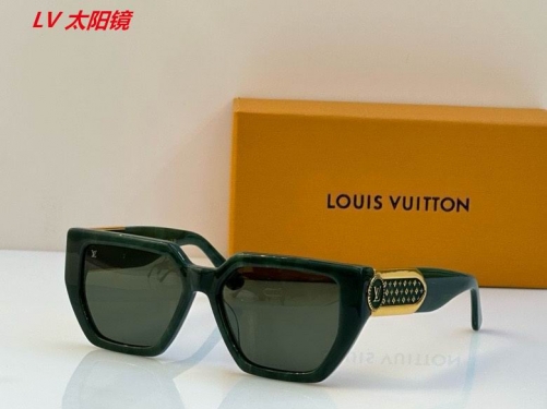 L...V... Sunglasses AAAA 5028