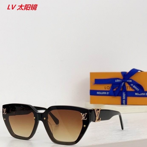 L...V... Sunglasses AAAA 4312