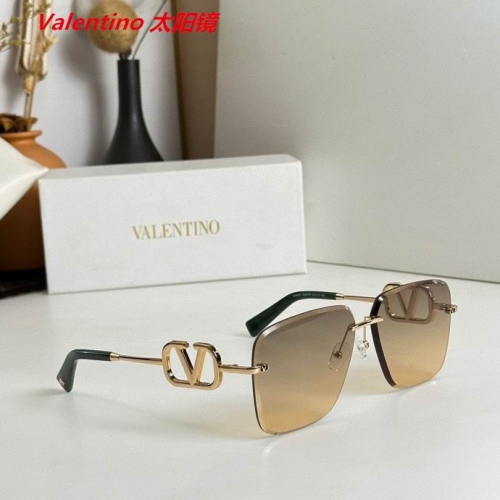 V.a.l.e.n.t.i.n.o. Sunglasses AAAA 4096