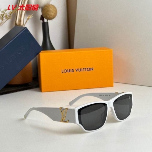 L...V... Sunglasses AAAA 4395