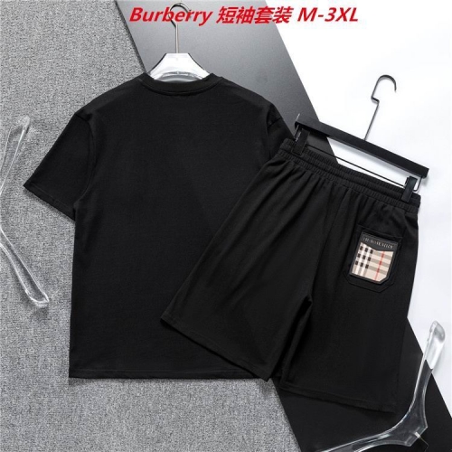 B.u.r.b.e.r.r.y. Short Suit 3690 Men