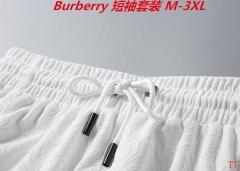 B.u.r.b.e.r.r.y. Short Suit 3931 Men