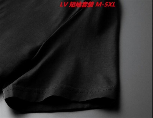 L...V... Short Suit 3651 Men