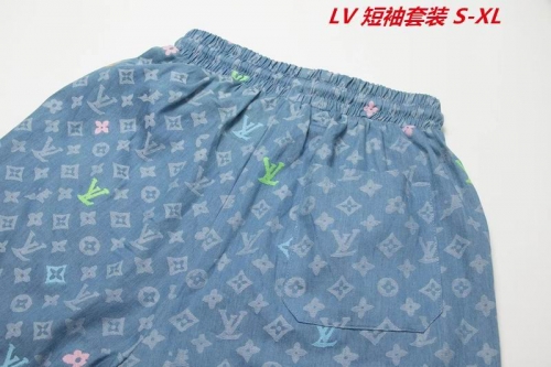 L...V... Short Suit 3304 Men