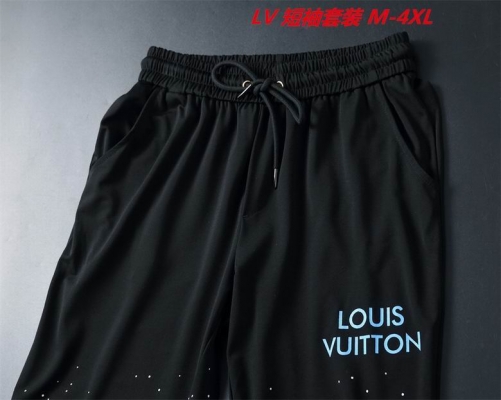 L...V... Short Suit 3878 Men