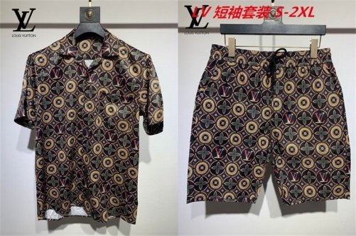 L...V... Short Suit 3423 Men