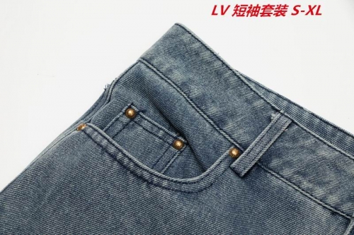 L...V... Short Suit 3271 Men