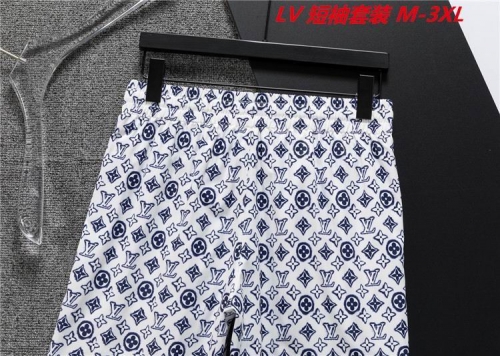 L...V... Short Suit 4269 Men