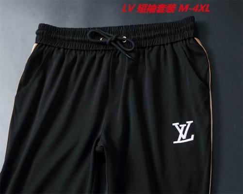 L...V... Short Suit 3867 Men