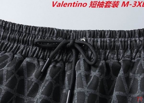 V.a.l.e.n.t.i.n.o. Short Suit 3090 Men