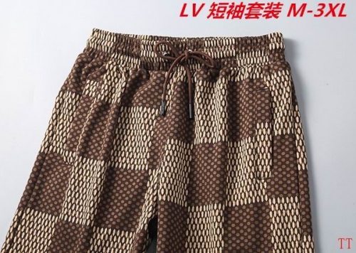 L...V... Short Suit 5576 Men