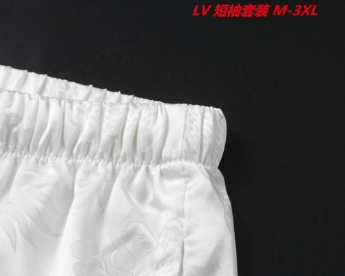 L...V... Short Suit 5129 Men